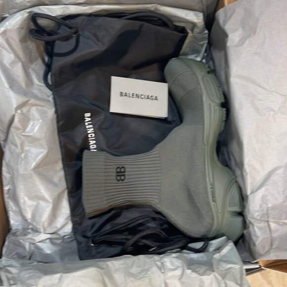 Balenciaga Men's Speed 3.0 Sneaker - Picture 9 of 10